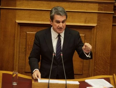 Επίθεση Αν. Λοβέρδου στον Ευ. Τσακαλώτο: «Είναι χιουμορίστας ενοριακός εφημέριος»